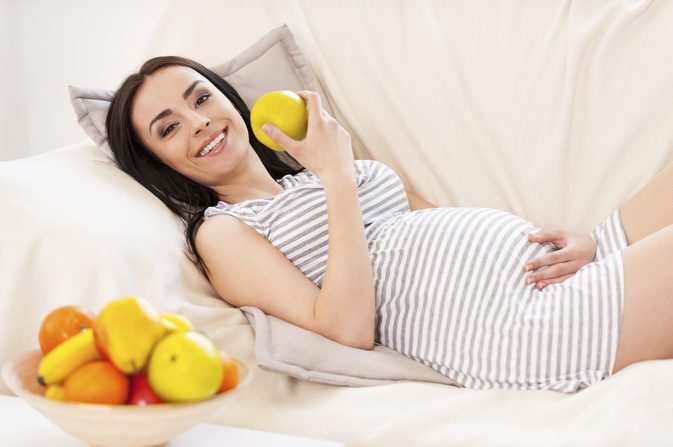 14 सप्ताह गर्भवती पर पोषक तत्वों की आवश्यकता होती है