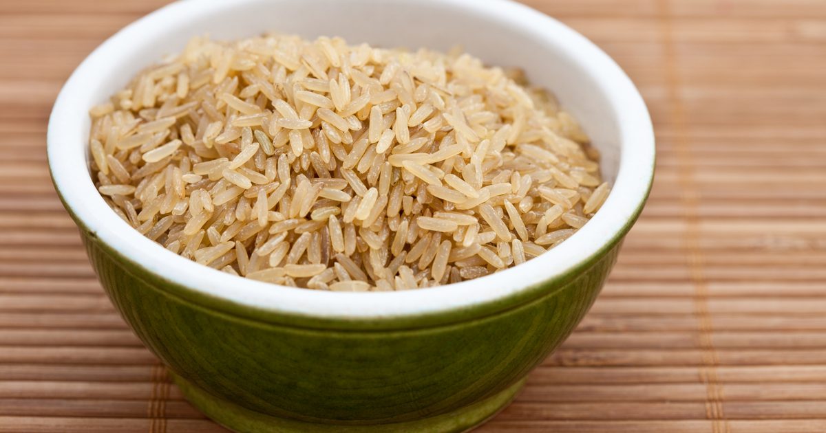 Voedingswaarde van volkoren bruine rijst versus jasmijnrijst