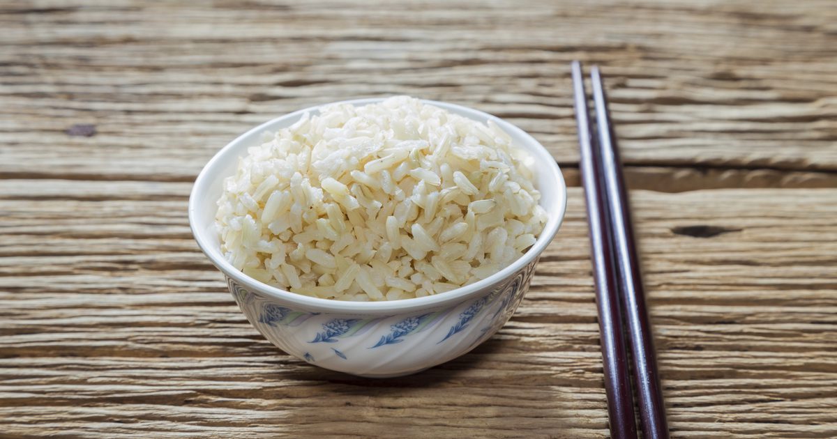 Předparená rýže proti hnědé výživě rýže