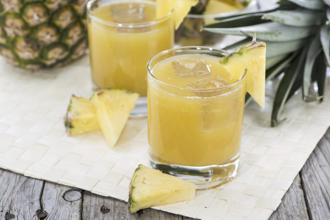 Ananasjuice og forstoppelse