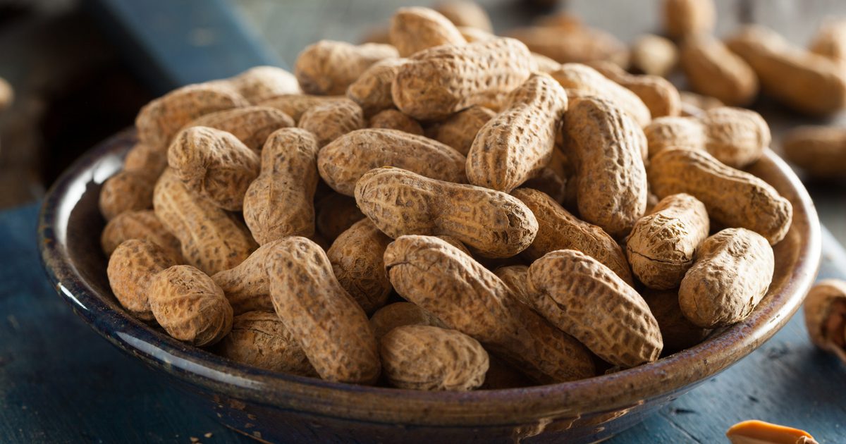 Oluščeni arašidi: Podatki o prehrani