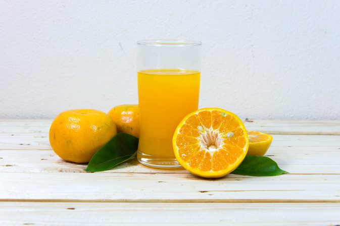 Vitamin C for feber