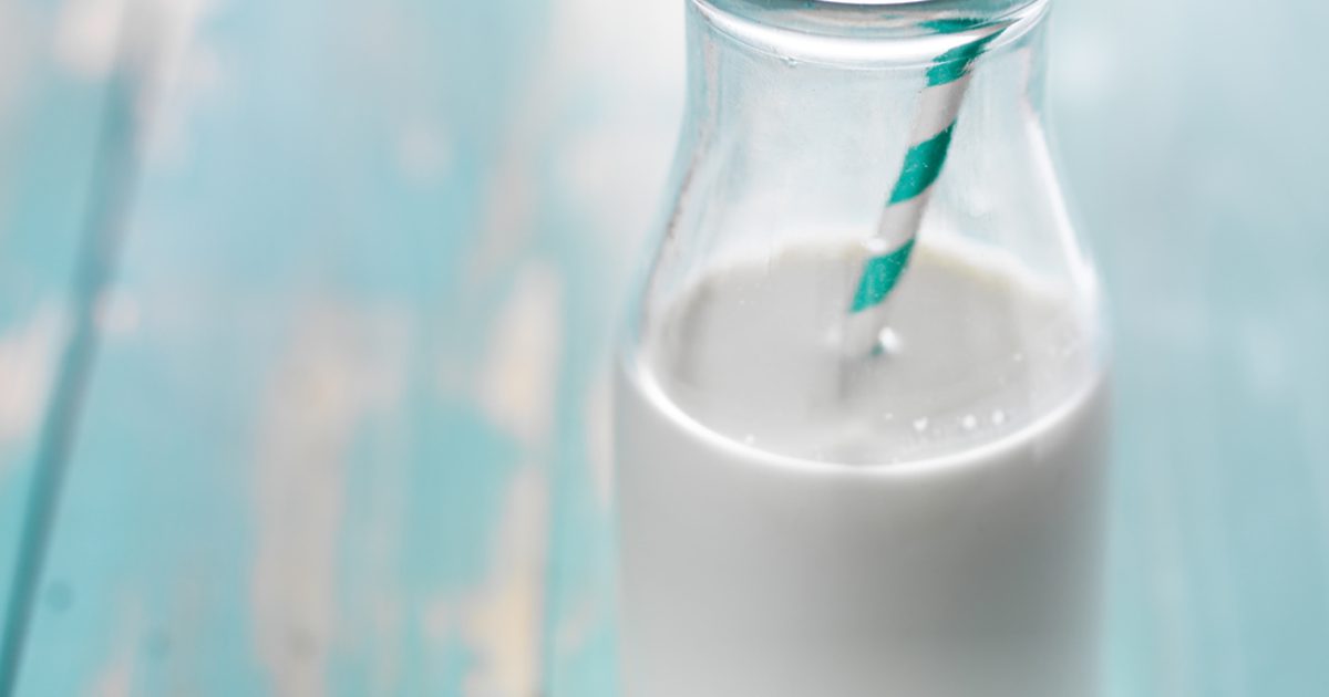 Aké sú výhody pitného mlieka a sódy?