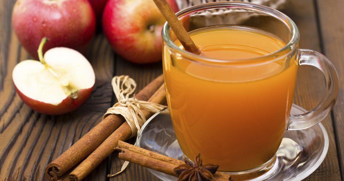 ما هي الفوائد الصحية من عصير الفاكهة الخام عصير التفاح؟