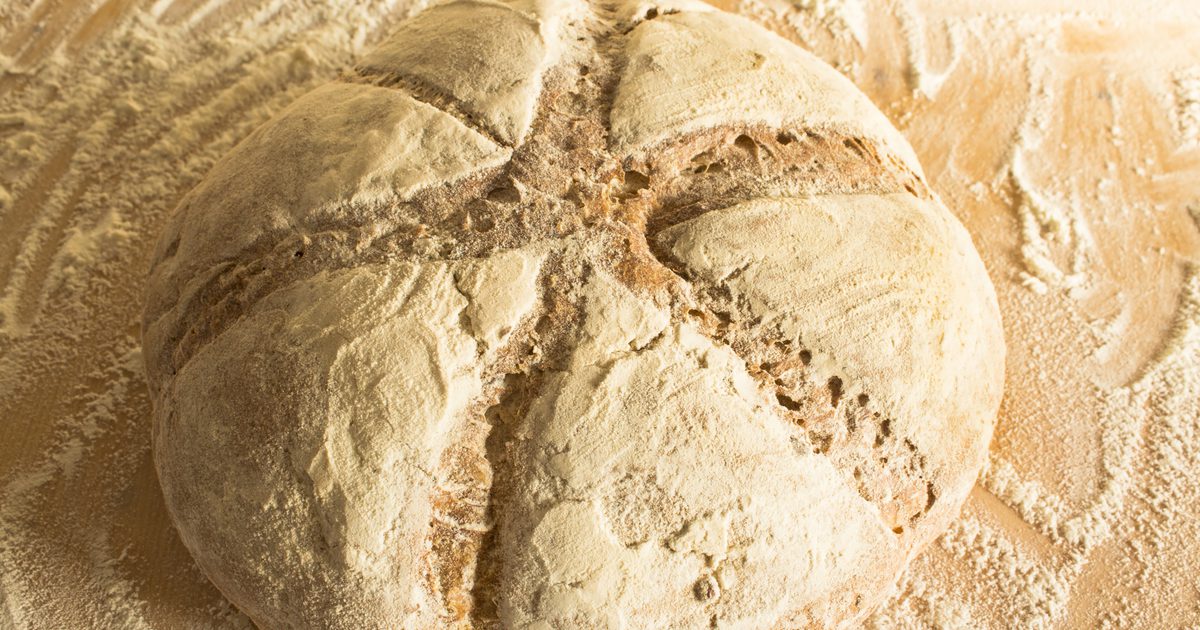 Vad är skillnaden mellan brödmjöl och högglutenmjöl?