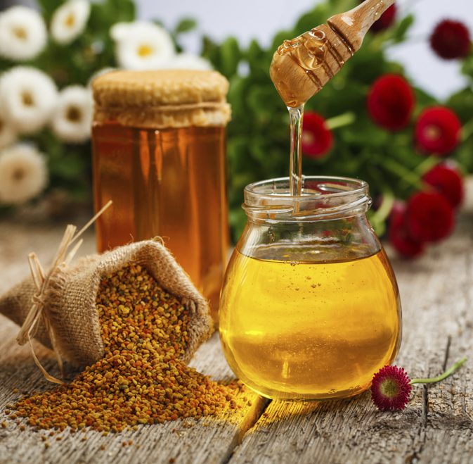 Wat wordt honing beschouwd als voedselpiramide?