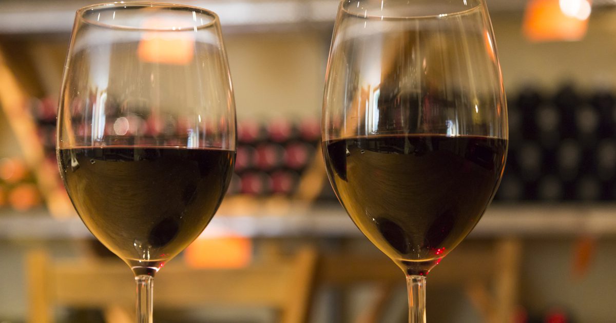 Какви витамини и минерали са в червеното вино?