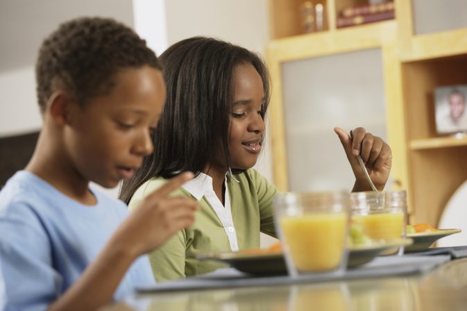 Почему здоровая диета важна для развития ребенка?