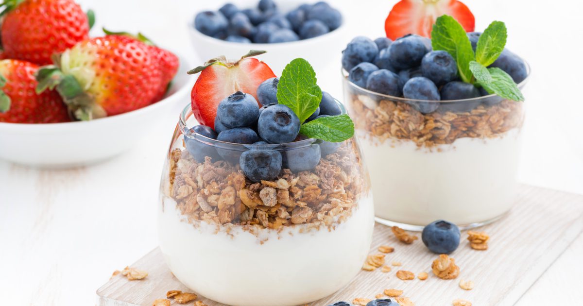 Йогурт как белковая закуска для бодибилдинга