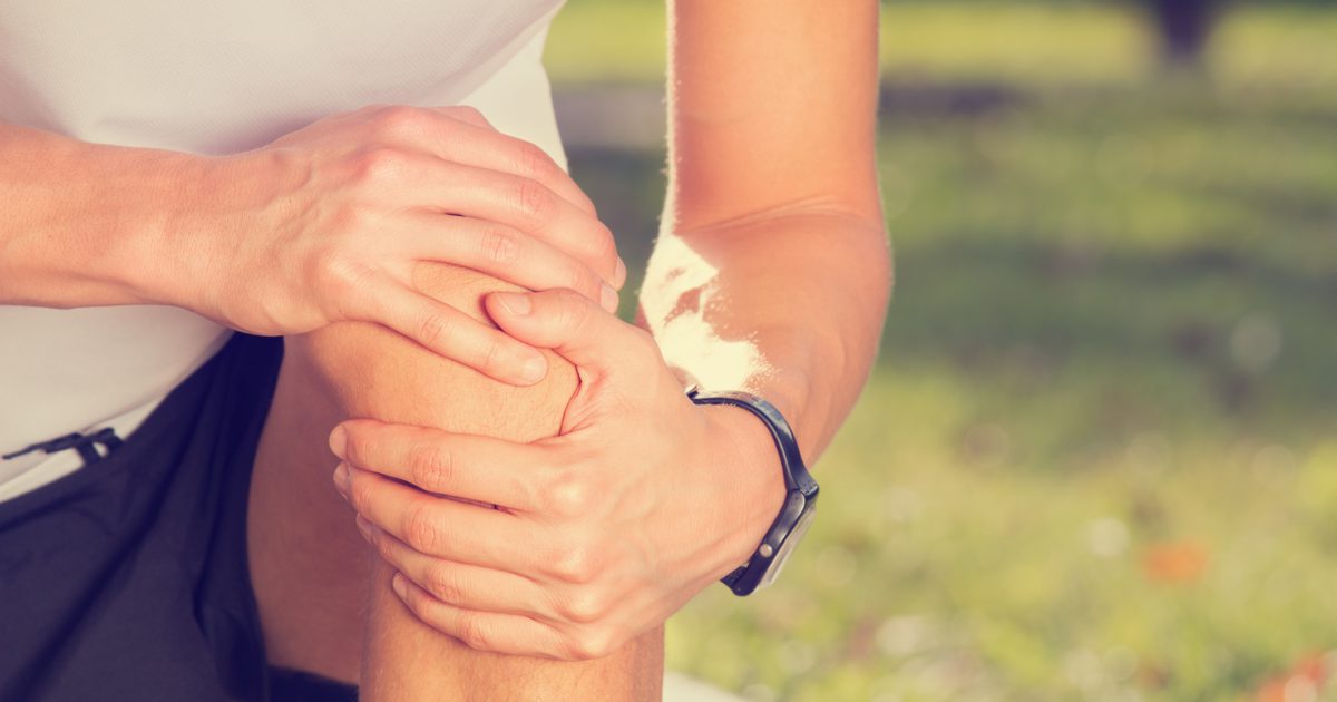 Årsager til smerter ved bøjning af knæet efter et fald