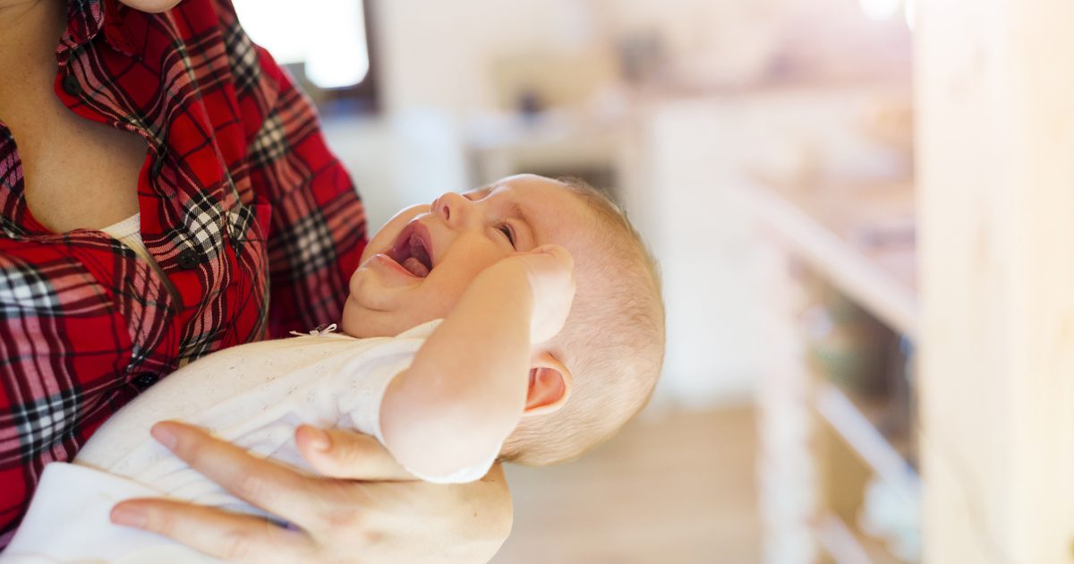Ali izpuščaj alergij v mleku v dojenčkih izgleda drugače kot drugi izpuščaji?
