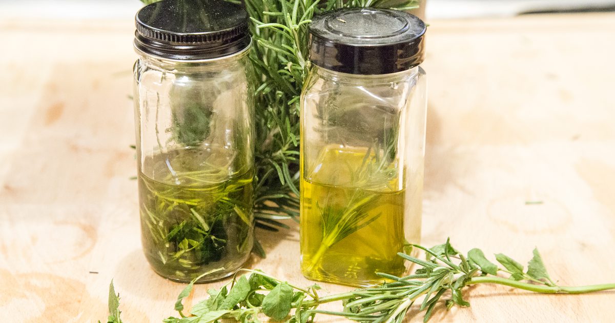 Как выделяются эфирные масла из растений?