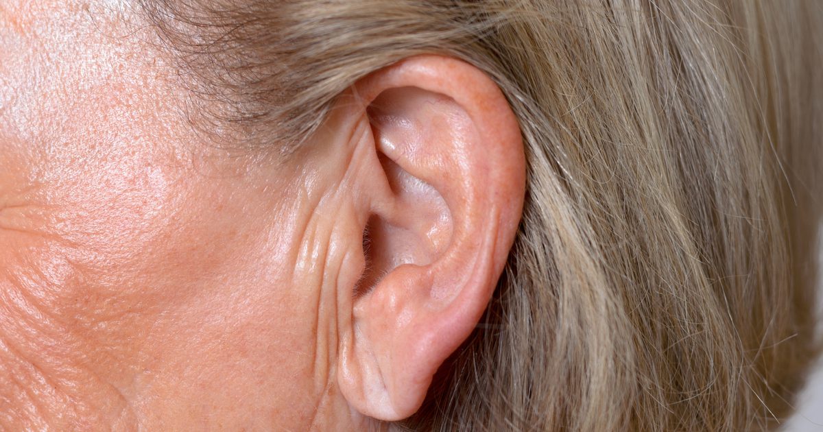 कान सिंचाई कैसे करें