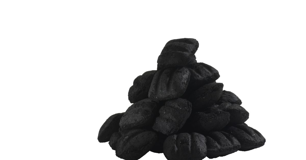 Дали е безопасно да приемате активен въглен добавки всеки ден?