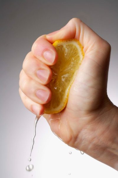 Limonski sok za čiščenje črevesja