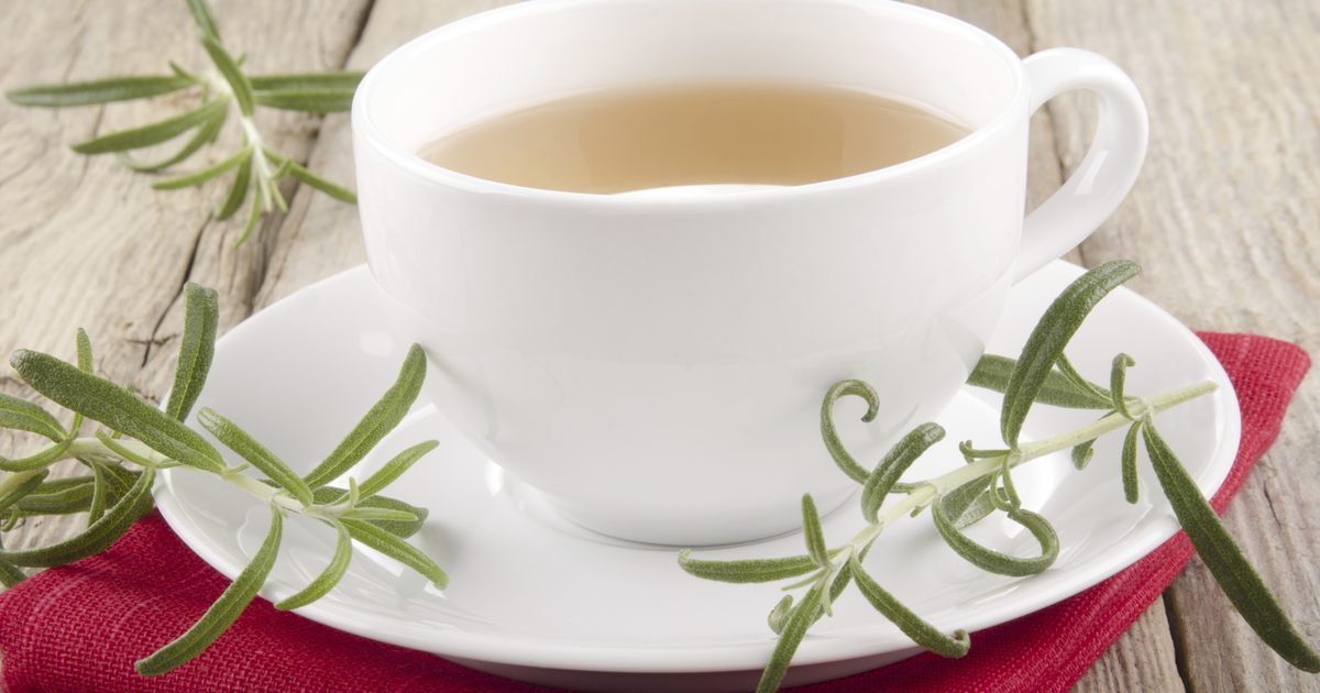 ما هي فوائد الشاي روزماري؟