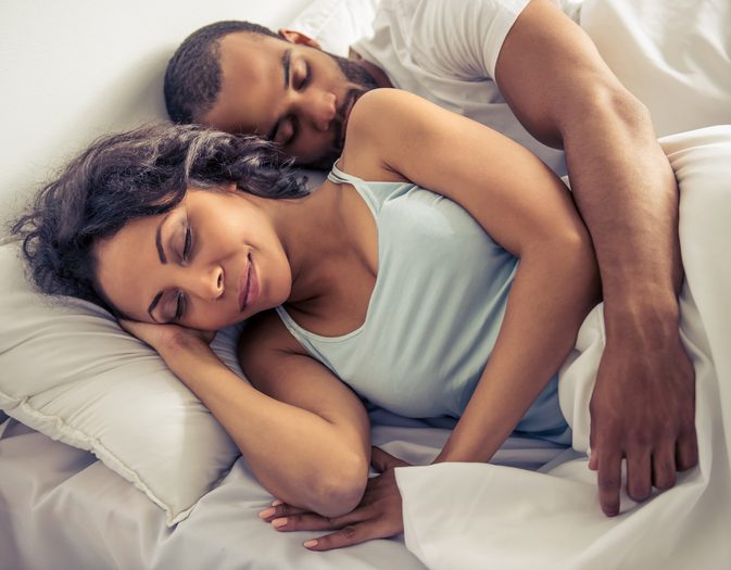 Was ist eine normale Herzfrequenz beim Schlafen?