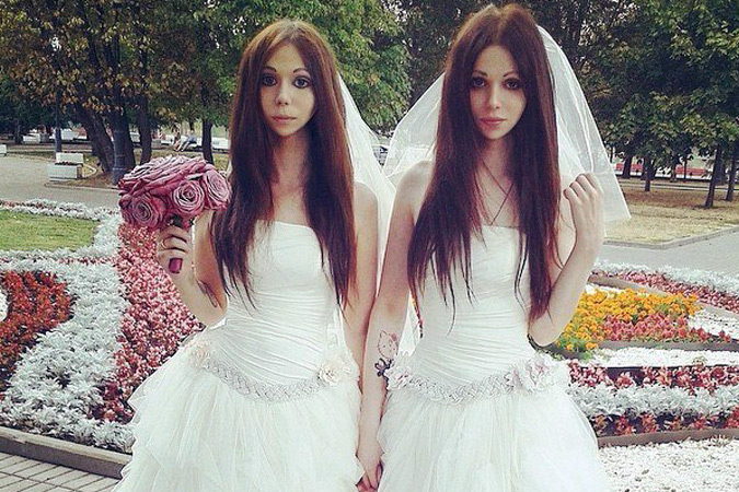 Андрогинны и свадебное платье для жениха