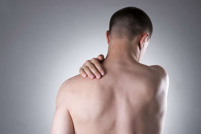 Симптоми на сублингвация на раменете
