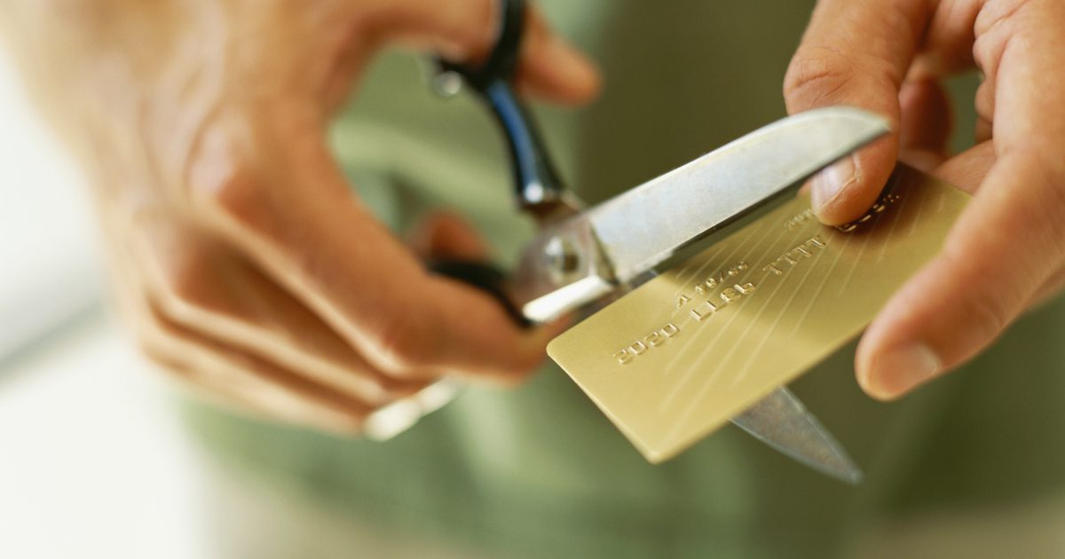 Co oznacza rozładowanie na zadłużeniu karty kredytowej?