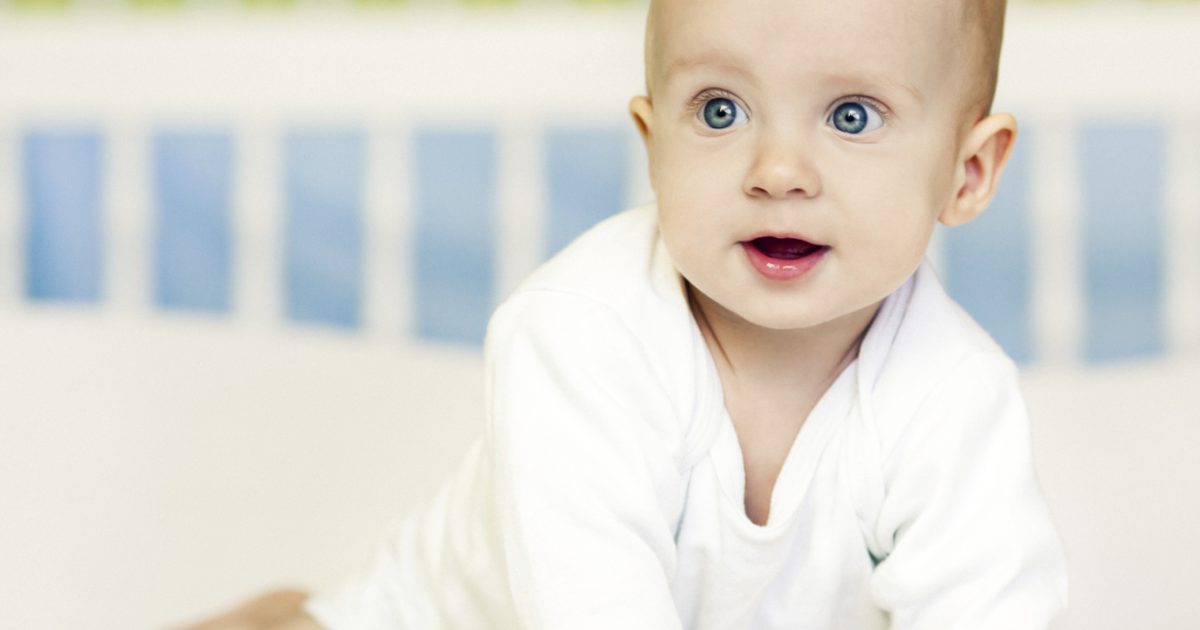 Lahko sesanje povzroči dojenčkom, da imajo plin?