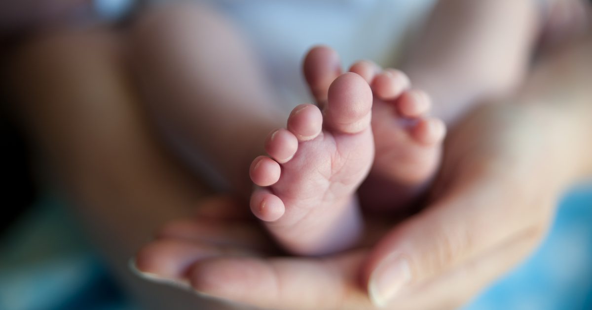 Har spædbørn en vækstspurt på fire uger gamle?