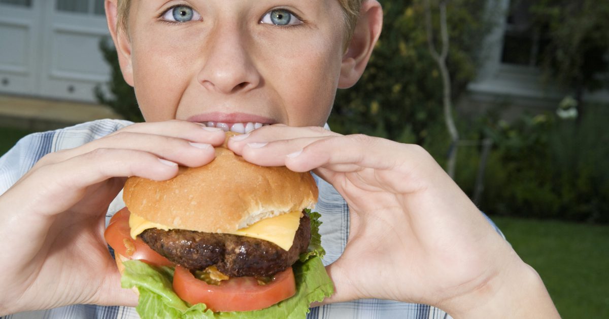 Дали храненето засяга пубертета?