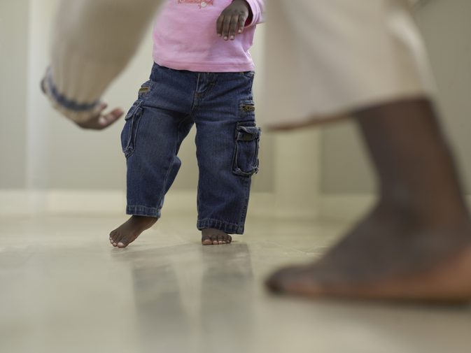 Übungen Toe Walking Kids zu helfen