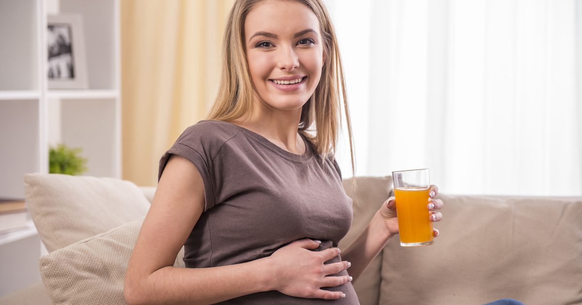 Здоровые фруктовые соки во время беременности