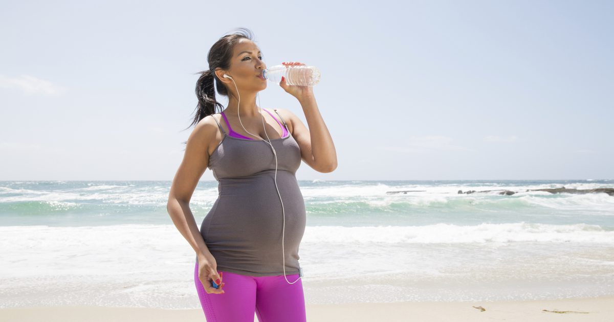 Vysokokapacitní aerobik během časného těhotenství