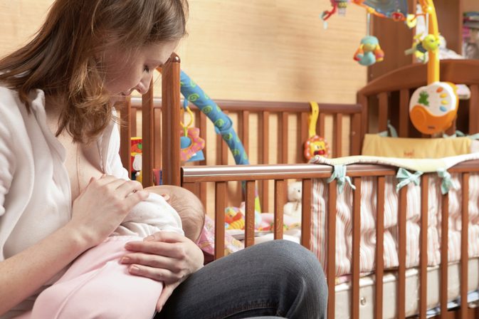 Home Remedies za povečanje mleka dojke