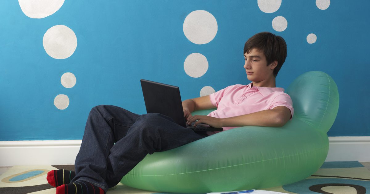 Hvordan påvirker Facebook teenagere socialt?