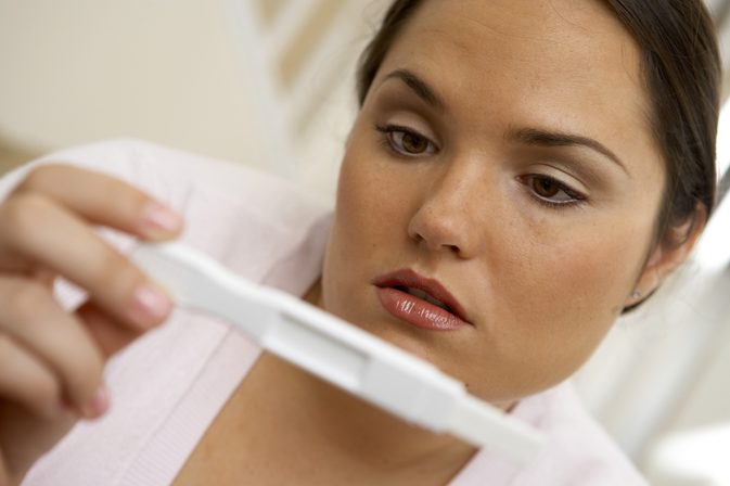 यदि आप गर्भवती हैं तो आप कितनी जल्दी पता लगा सकते हैं?