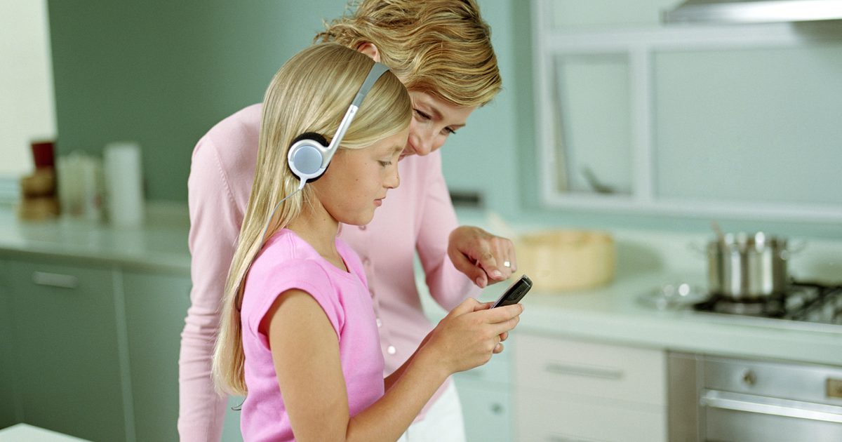 كيفية مراقبة استخدام الهاتف الخليوي طفلك