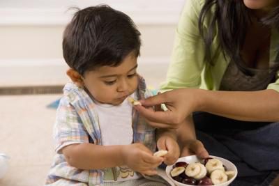 Как да разберете, когато вашето бебе има алергична реакция към храна