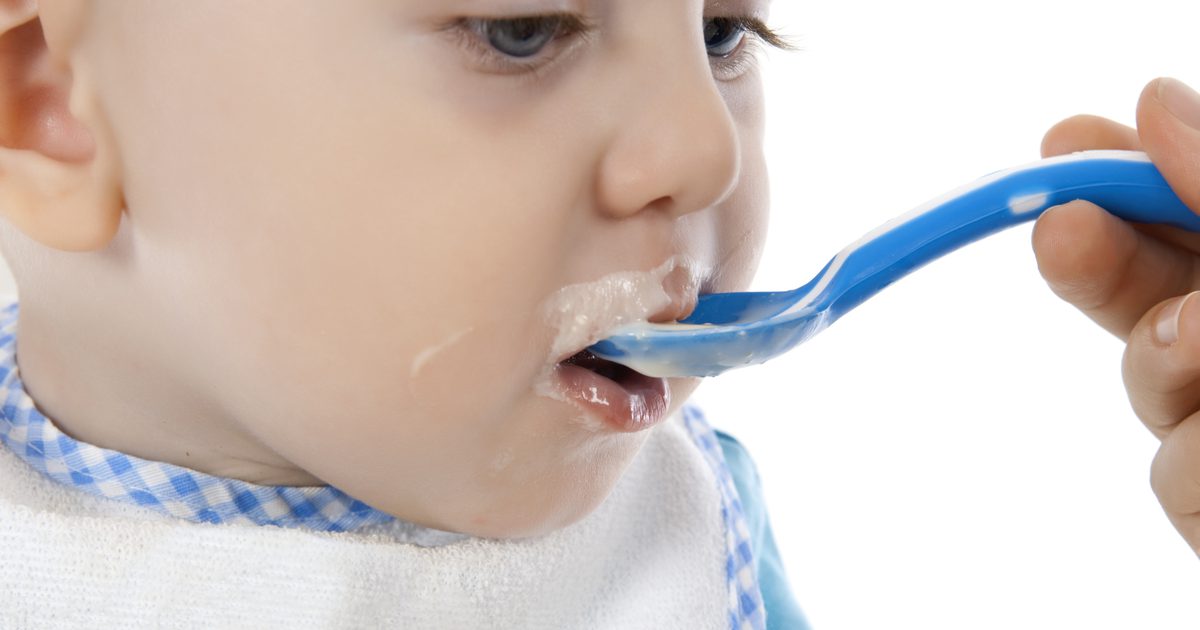 Je probiotické jogurt bezpečné pro malé děti?