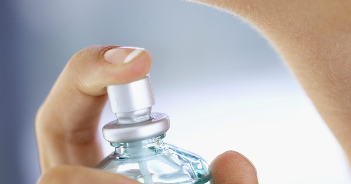 Mali by teens nosiť parfum do školy?
