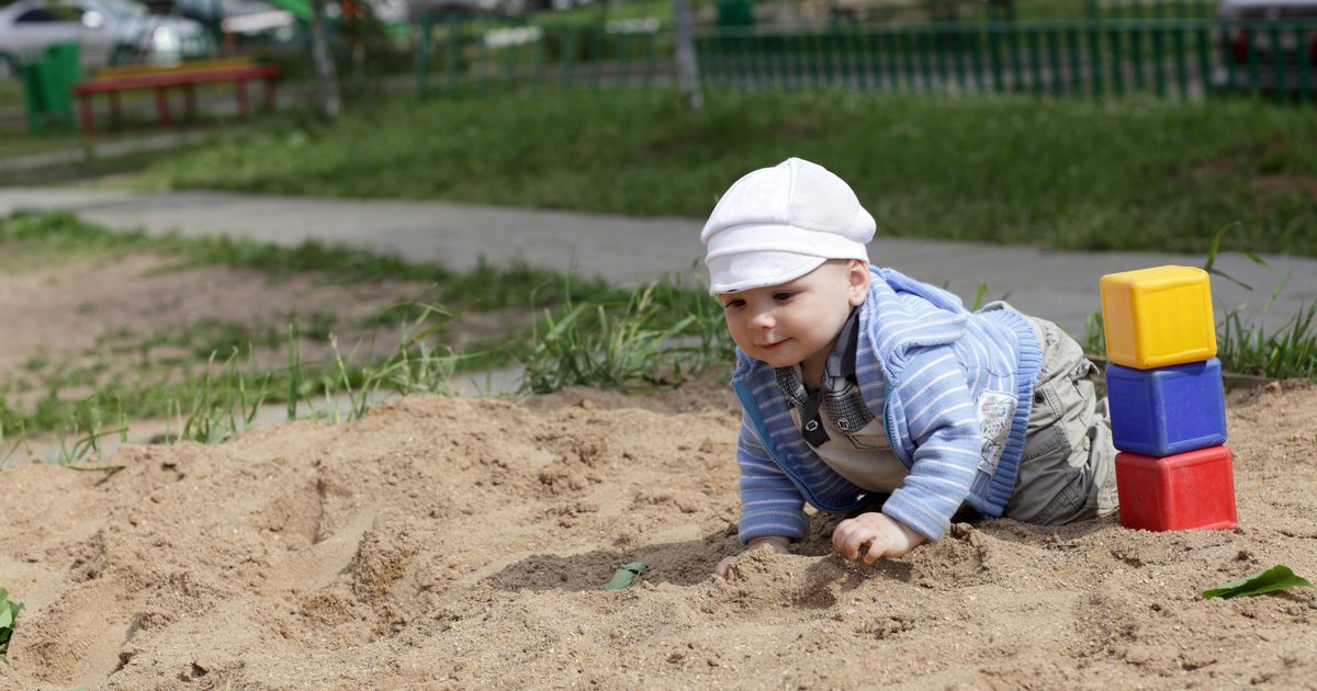 Если вы беспокоитесь, если ваш малыш ест грязь?