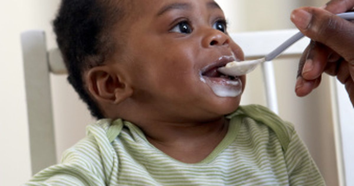 Katera otroška hrana bi lahko vzburila želodec pri dojenčkih?