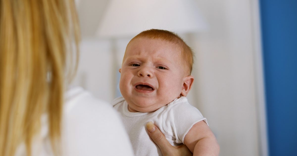 Varför sprider din baby när hon gråter?