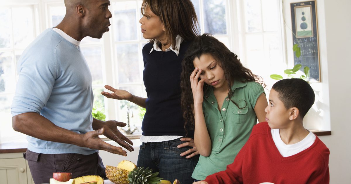 Vad orsakar familjen stress?