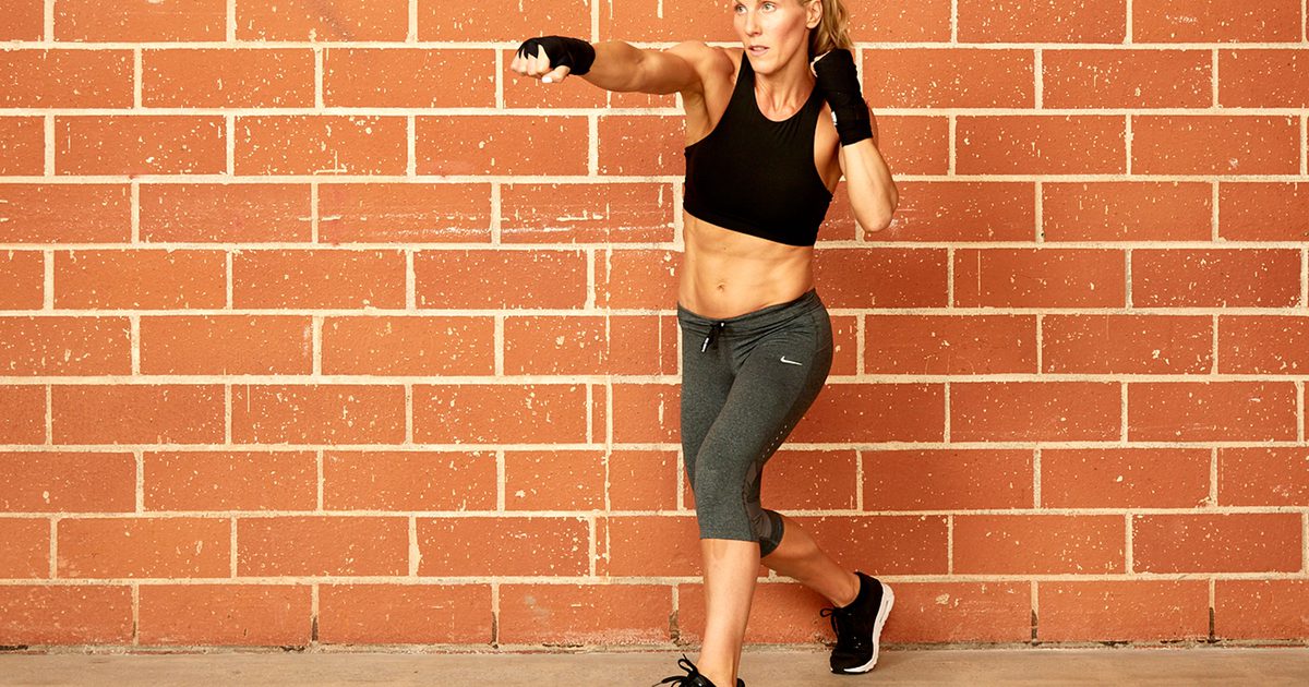 En 28-Minute Boxing Workout for Sexy Arms and Shoulders