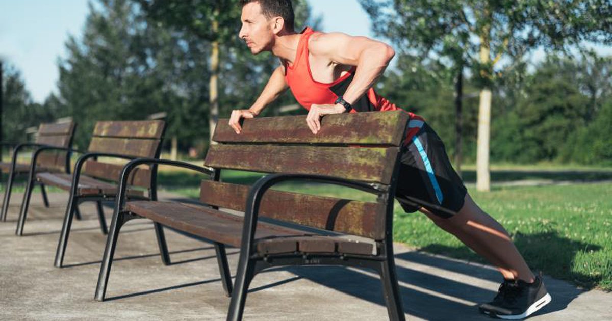 Er push-ups mer vanskelig for en lang person å gjøre?