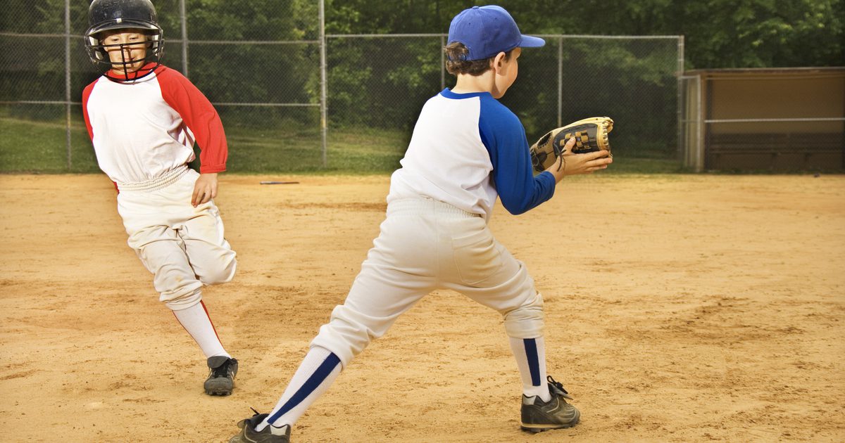 Baseballregler om å skyve inn i første base