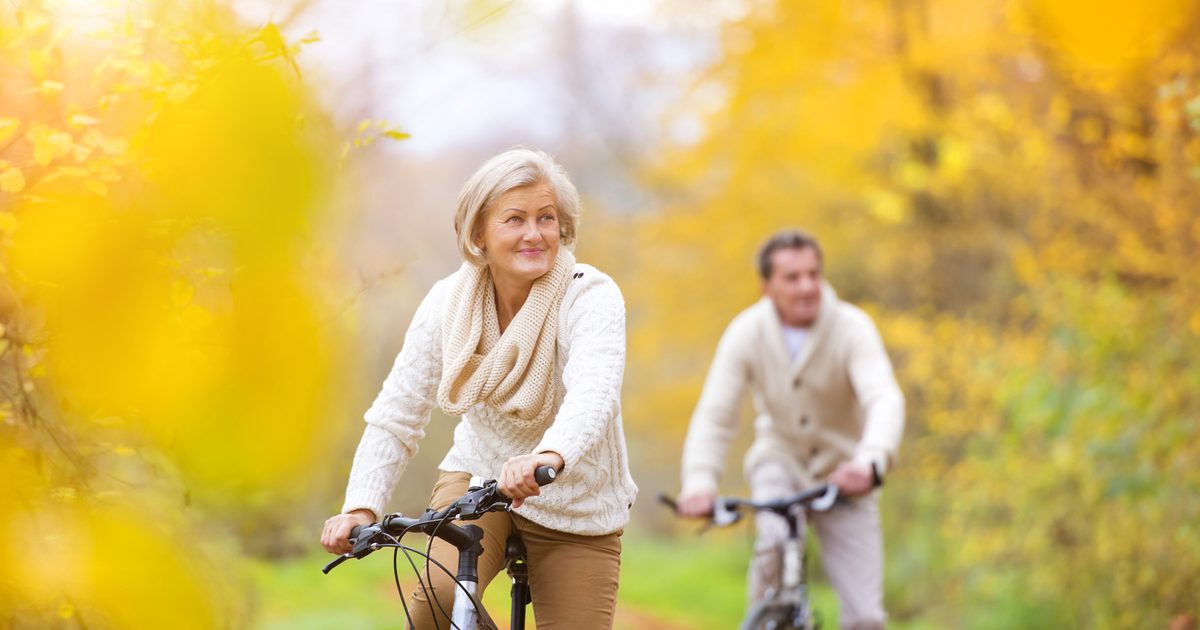 Gode ​​sykler for utendørs ridning som hjelper deg å miste vekt