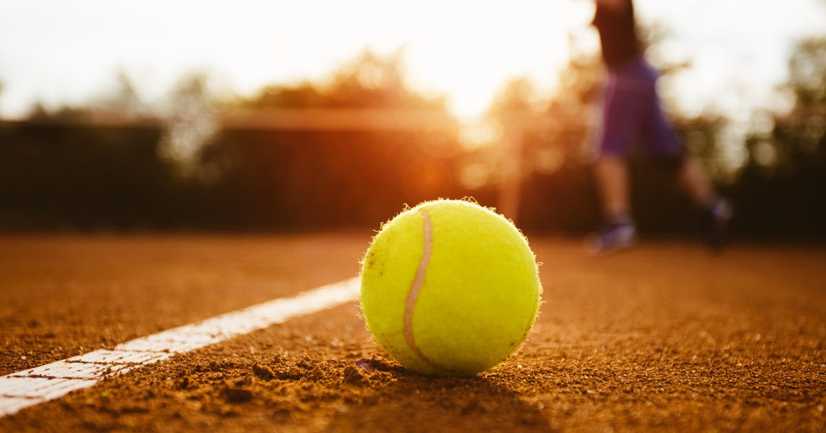 Твърд срещу Тенис топки от кърлежи