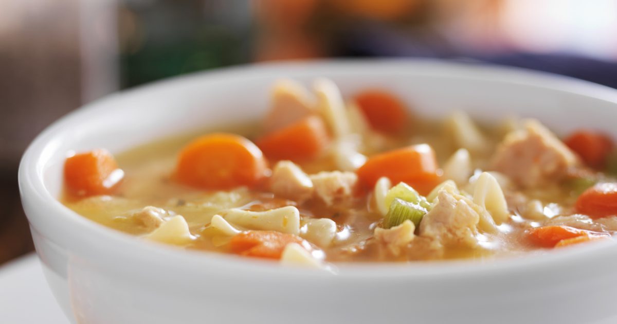 वजन कम करने और मांसपेशियों का निर्माण करने के लिए स्वस्थ डिब्बाबंद सूप आहार