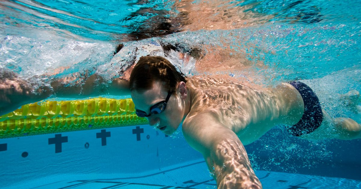 كيفية بناء السباحة في العضلات