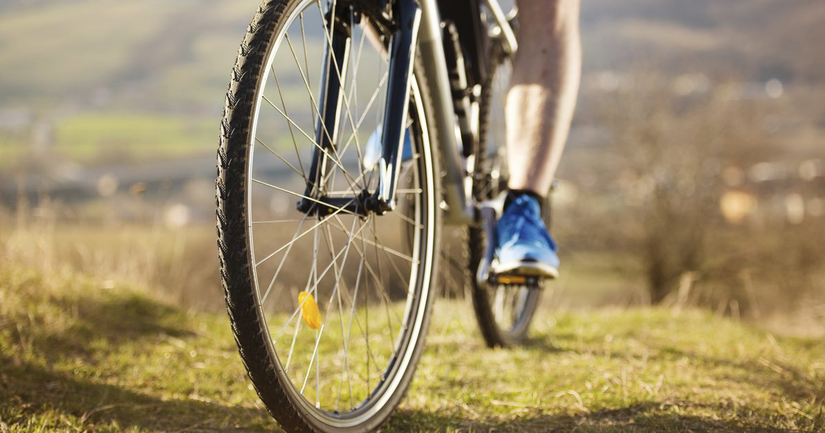 Ako vedieť, keď potrebujete nové pneumatiky na vašom cestnom bicykli
