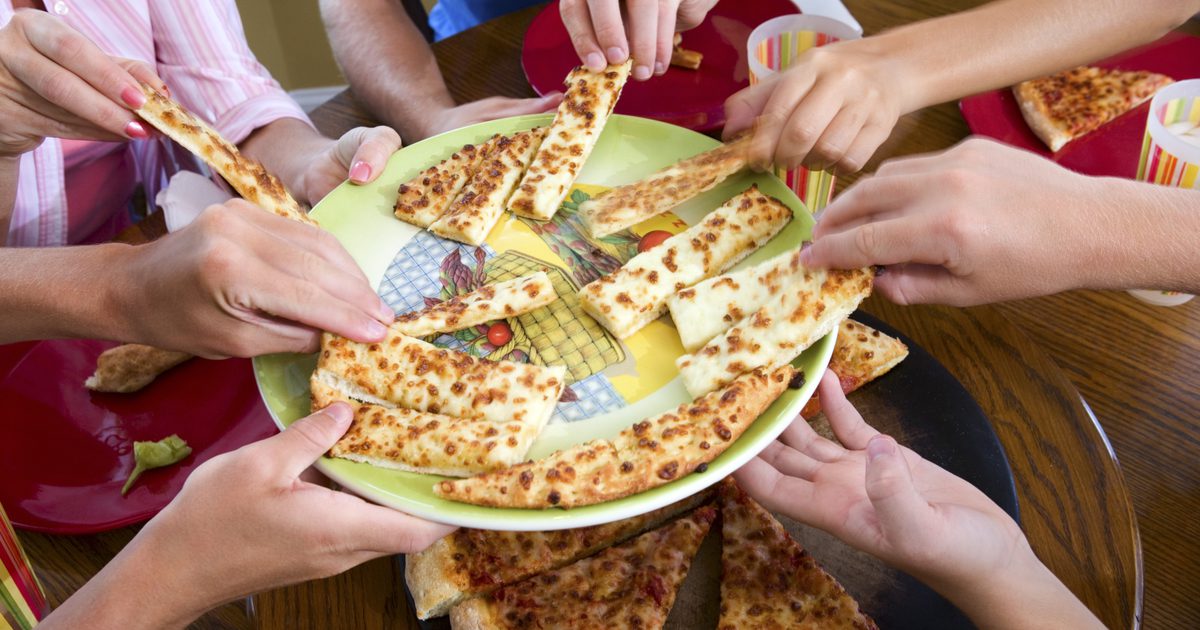 كيفية الاحماء البيتزا في الفرن